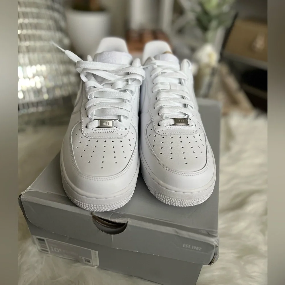 NIKE Air Force 1’s~ NIB - Picture 5 of 14